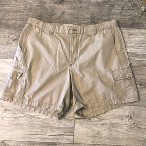 Women’s size 14 Columbia brand tan shorts